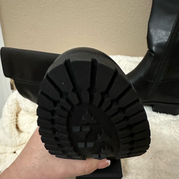 Michael Kors Knee Boots NWOT Size 8 - Picture 6 of 8